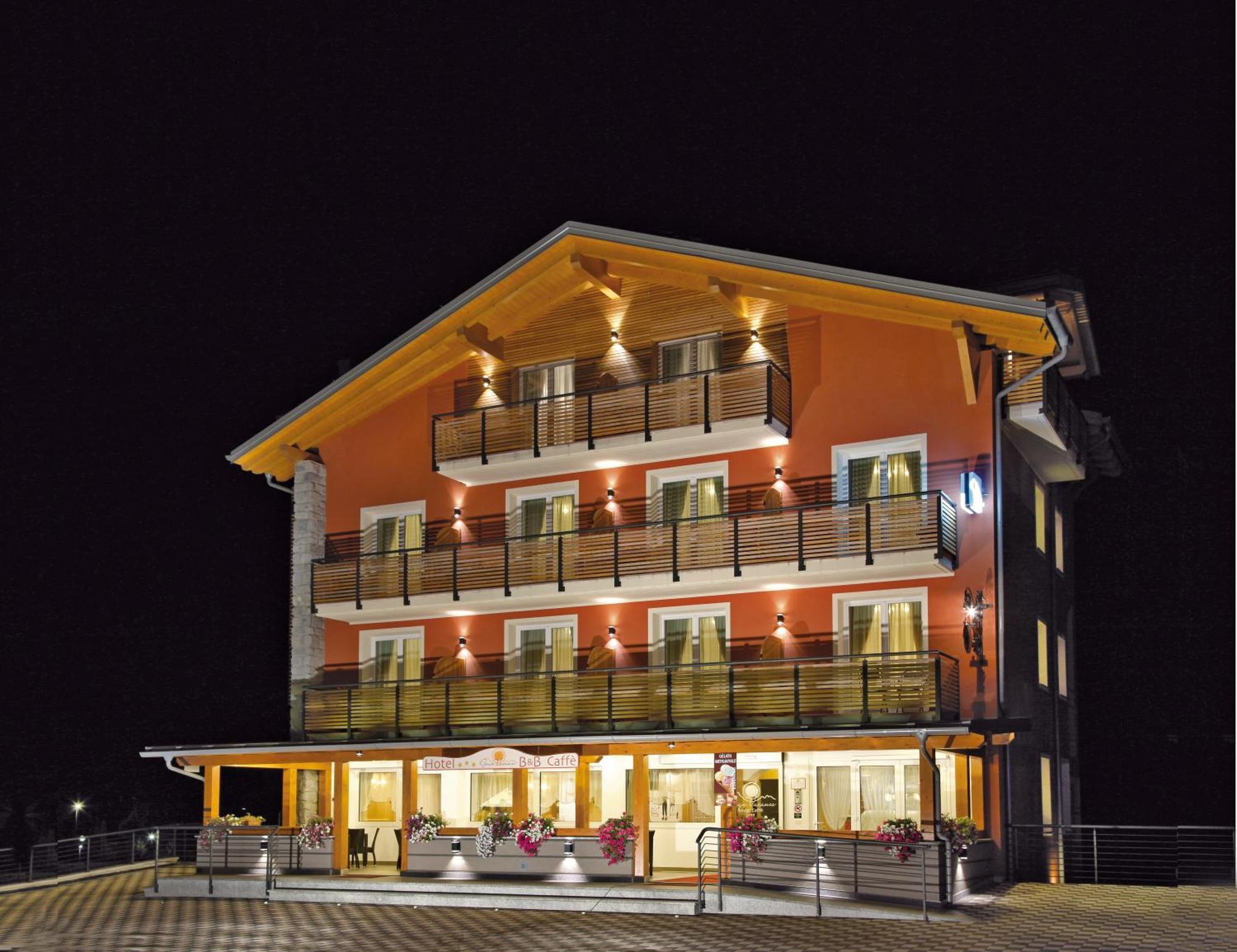 Gran Vacanze Hotel Garnì Rooms&Apartments Dimaro Buitenkant foto