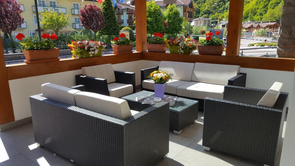 Gran Vacanze Hotel Garnì Rooms&Apartments Dimaro Buitenkant foto