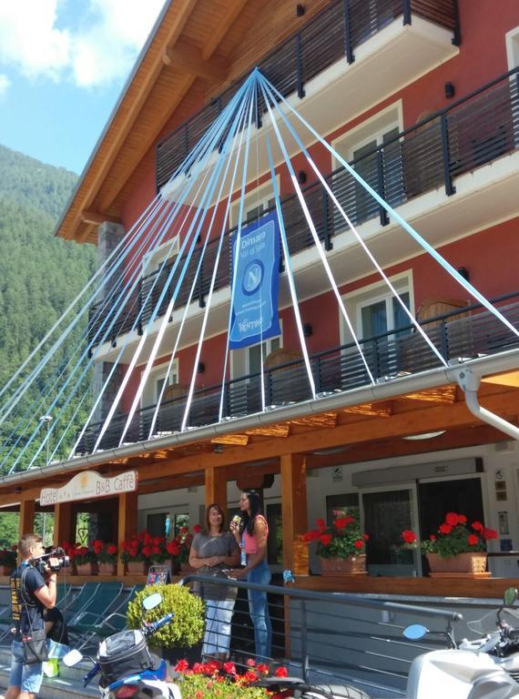 Gran Vacanze Hotel Garnì Rooms&Apartments Dimaro Buitenkant foto